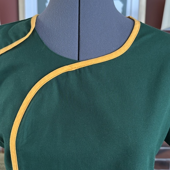 NFL Green Bay Packers poly/cotton scrub jersey top size XS ~ worn once ~ - Picture 4 of 7